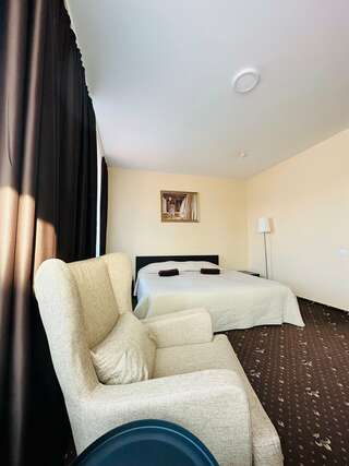 Гостиница Корела Приозерск Большой двухместный номер с 1 кроватью-1